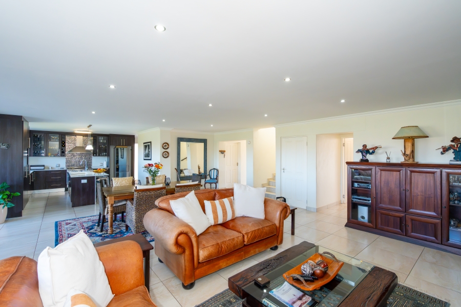 4 Bedroom Property for Sale in Sunset Estate Western Cape